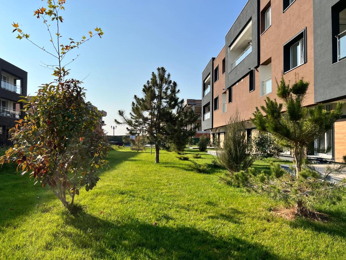 Libertatii Gardens Residences Otopeni Buitenkant foto